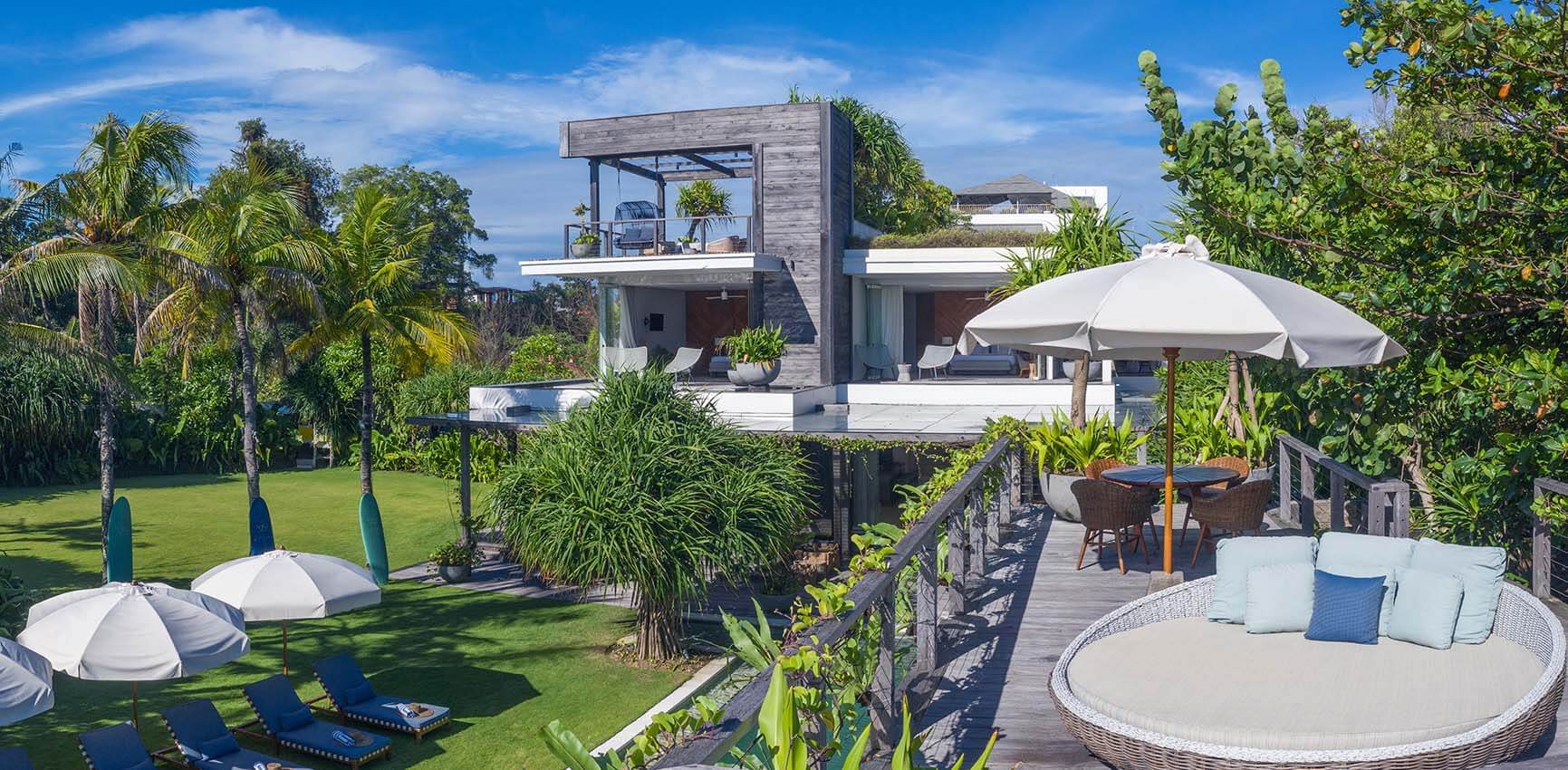 Noku Beach House - sprawling land area